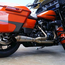 Load image into Gallery viewer, 17-23 M8 Bagger Exhaust